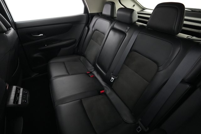 2023 Nissan Ariya — photo 18 of 21