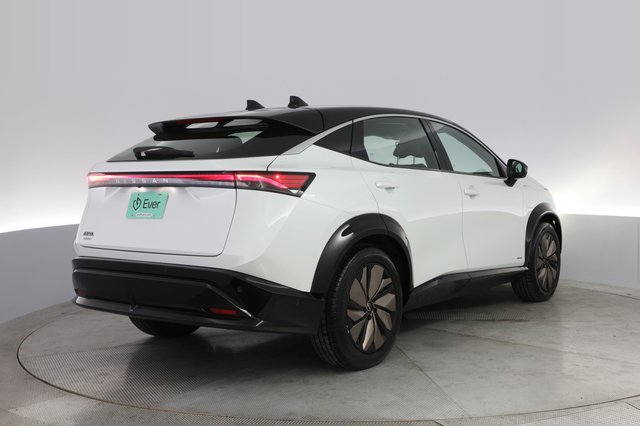 2023 Nissan Ariya — photo 2 of 21