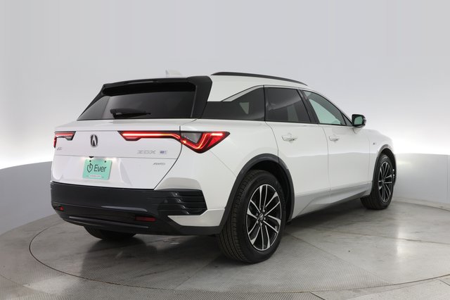 2024 Acura ZDX — photo 2 of 20
