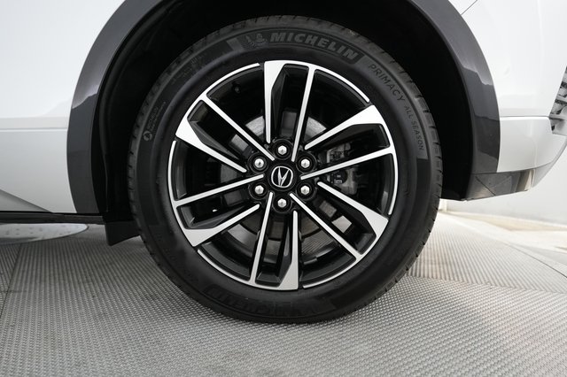 2024 Acura ZDX — photo 17 of 20