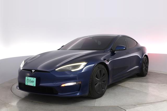 2024 Tesla Model S — VIN 5YJSA1E56RF532576