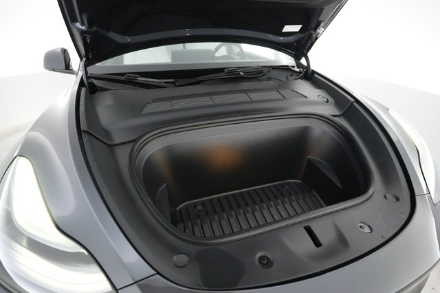 2024 Tesla Model Y — photo 21 of 22