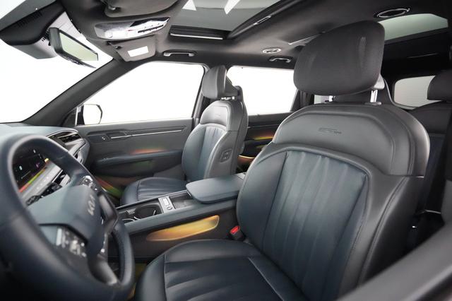 2024 Kia EV9 — photo 3 of 22