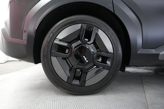 2024 Kia EV9 — photo 17 of 22