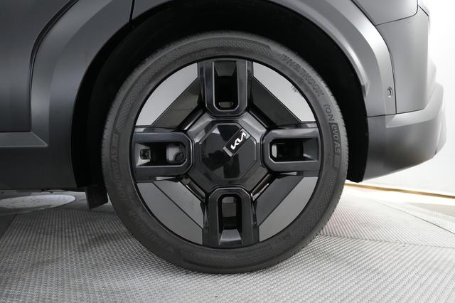 2024 Kia EV9 — photo 7 of 22