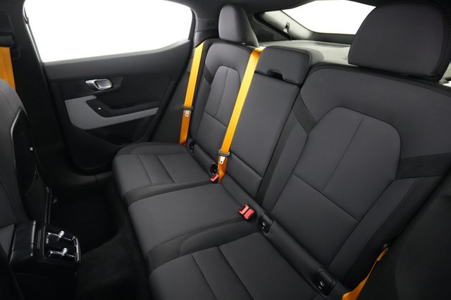 2022 Polestar 2 — photo 19 of 21