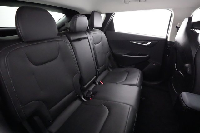 2023 Kia EV6 — photo 4 of 24