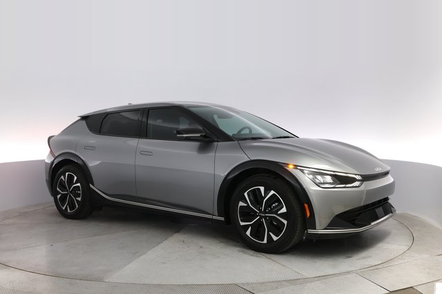 2023 Kia EV6 — photo 11 of 24