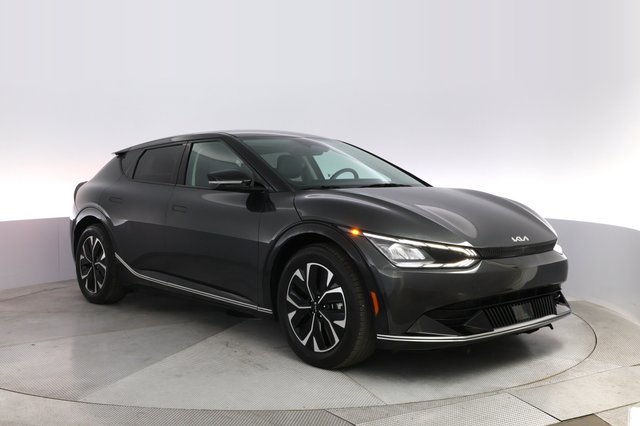 2024 Kia EV6 — photo 10 of 26