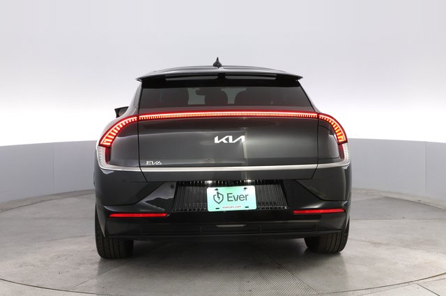 2024 Kia EV6 — photo 12 of 26
