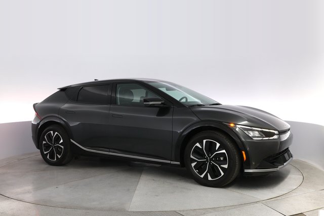 2024 Kia EV6 — photo 11 of 26