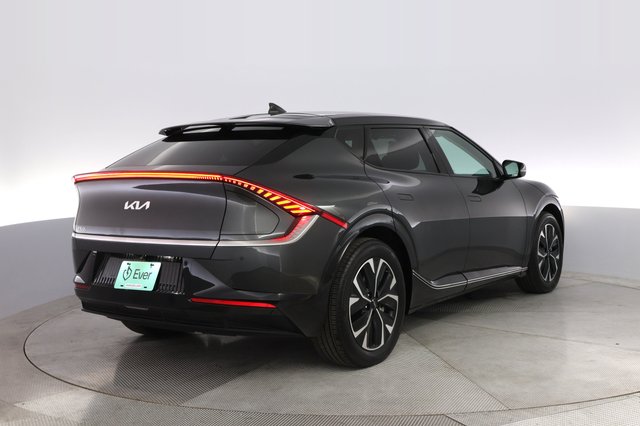 2024 Kia EV6 — photo 2 of 26