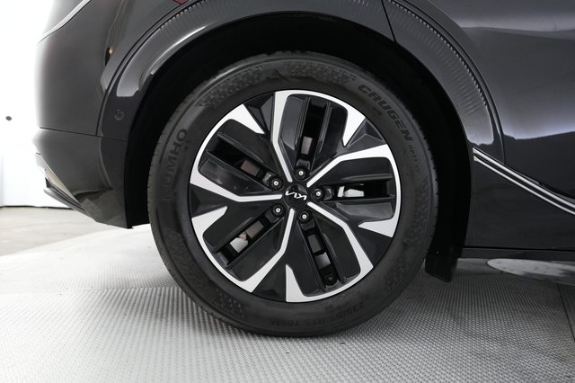 2024 Kia EV6 — photo 17 of 21