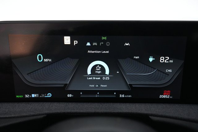 2024 Kia EV6 — photo 5 of 21