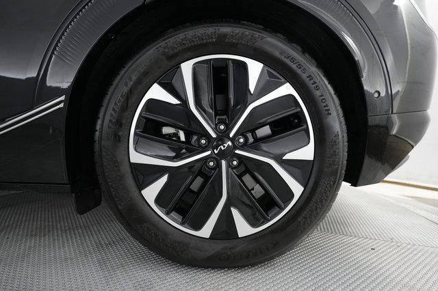 2024 Kia EV6 — photo 16 of 21