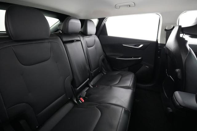2024 Kia EV6 — photo 4 of 21