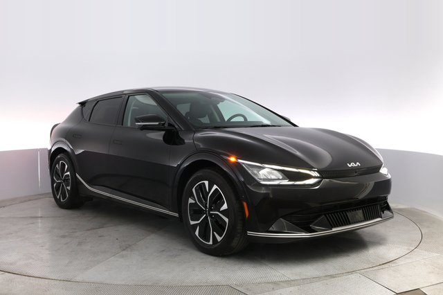 2024 Kia EV6 — photo 10 of 21