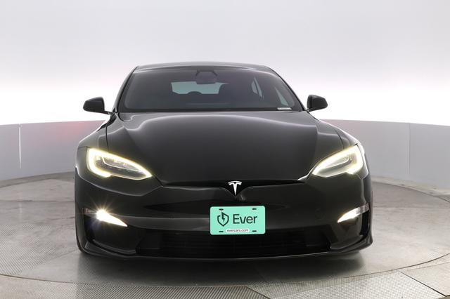 2022 Tesla Model S — photo 9 of 21