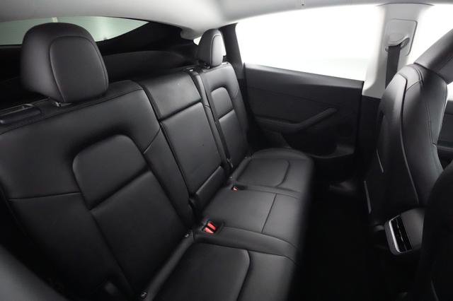 2023 Tesla Model Y — photo 4 of 24