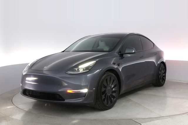 2023 Tesla Model Y — VIN 7SAYGDEF5PF878699