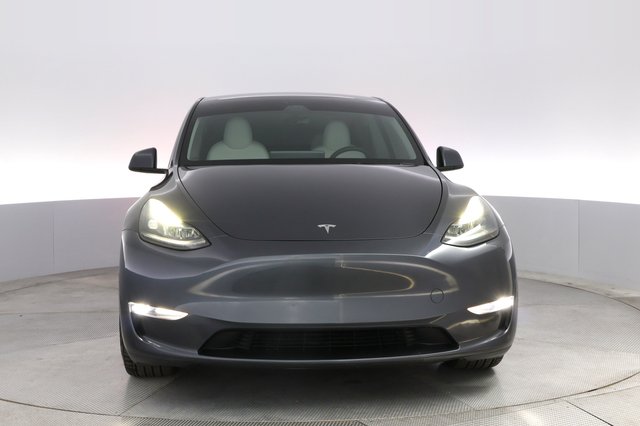 2023 Tesla Model Y — photo 9 of 22