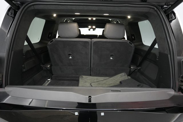 2024 Rivian R1S — photo 6 of 22