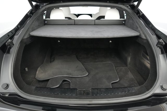 2022 Tesla Model S — photo 6 of 21