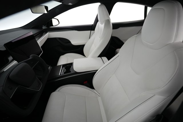 2022 Tesla Model S — photo 3 of 21