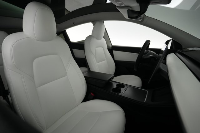 2022 Tesla Model Y — photo 19 of 22