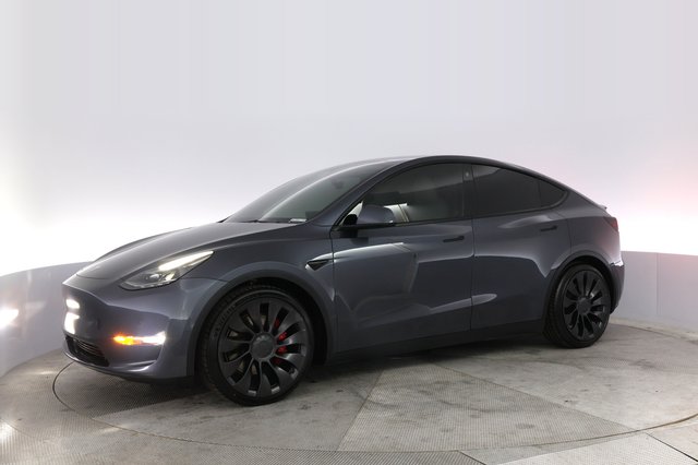 2022 Tesla Model Y — photo 14 of 22