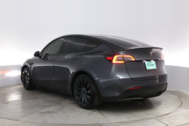 2022 Tesla Model Y — photo 13 of 22