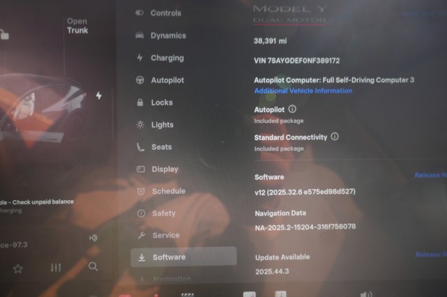 2022 Tesla Model Y — photo 5 of 22