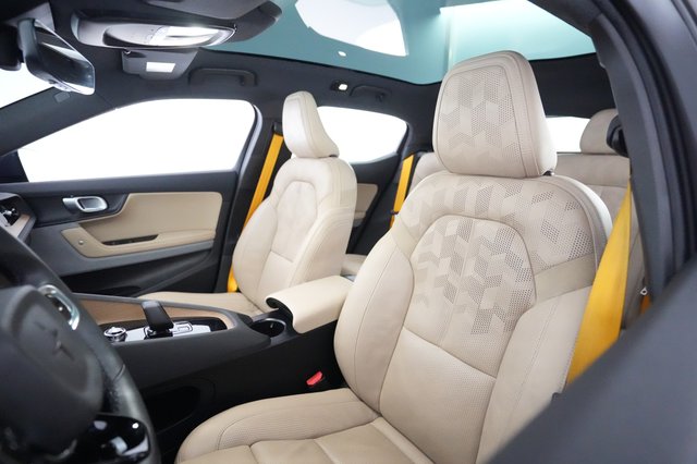 2022 Polestar 2 — photo 3 of 23