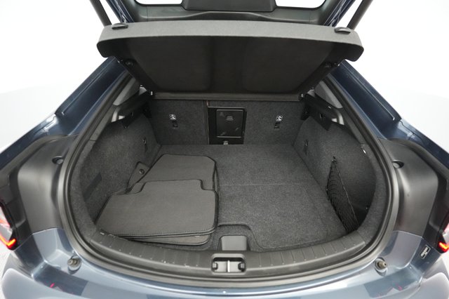 2022 Polestar 2 — photo 6 of 23