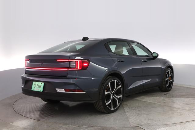 2022 Polestar 2 — photo 2 of 23