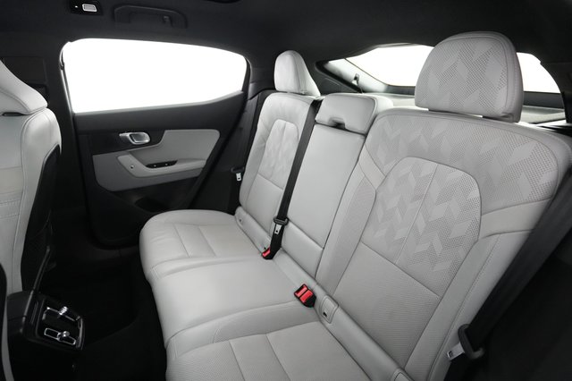 2023 Polestar 2 — photo 19 of 21