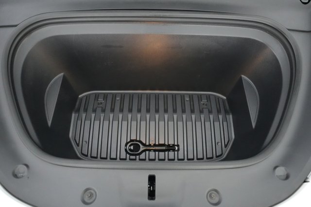 2023 Tesla Model Y — photo 21 of 22