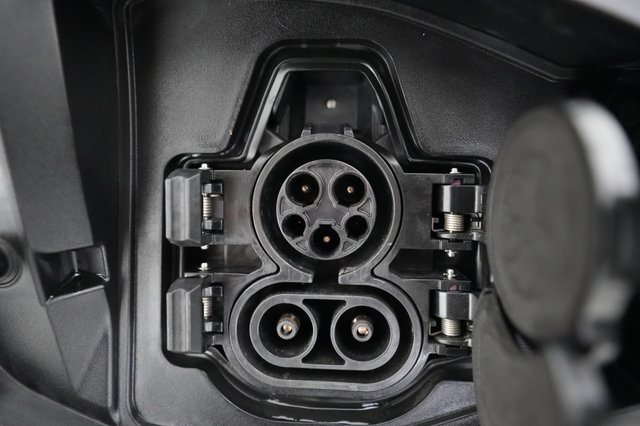 2023 Nissan Ariya — photo 8 of 20