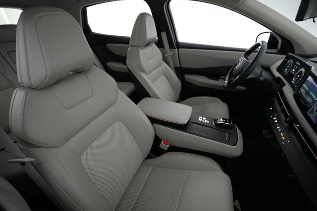 2023 Nissan Ariya — photo 19 of 20