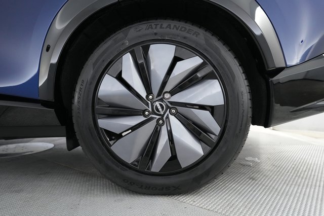 2023 Nissan Ariya — photo 17 of 21