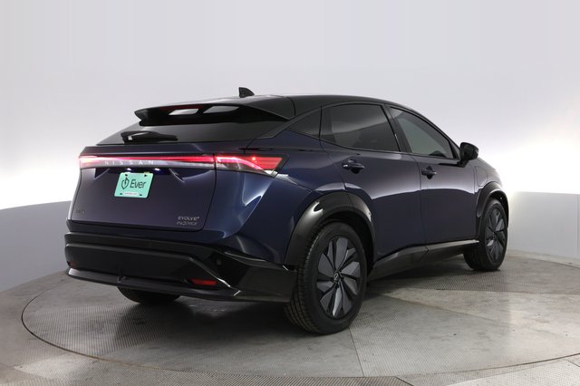2023 Nissan Ariya — photo 2 of 21