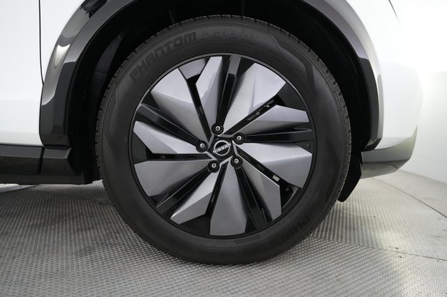 2023 Nissan Ariya — photo 16 of 21