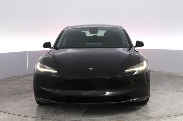 2024 Tesla Model 3 — photo 9 of 21