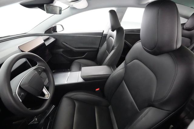 2024 Tesla Model 3 — photo 3 of 21