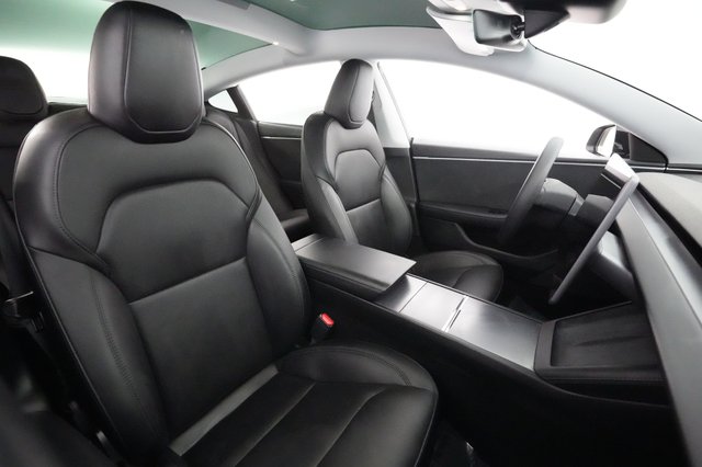 2024 Tesla Model 3 — photo 18 of 21