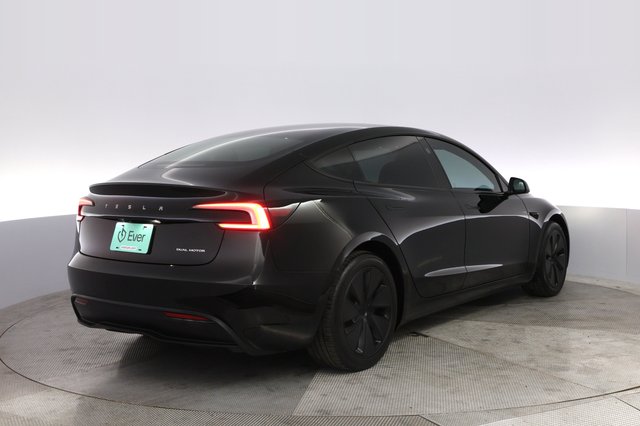 2024 Tesla Model 3 — photo 2 of 21