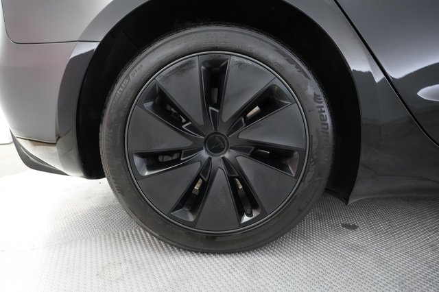 2024 Tesla Model 3 — photo 15 of 21