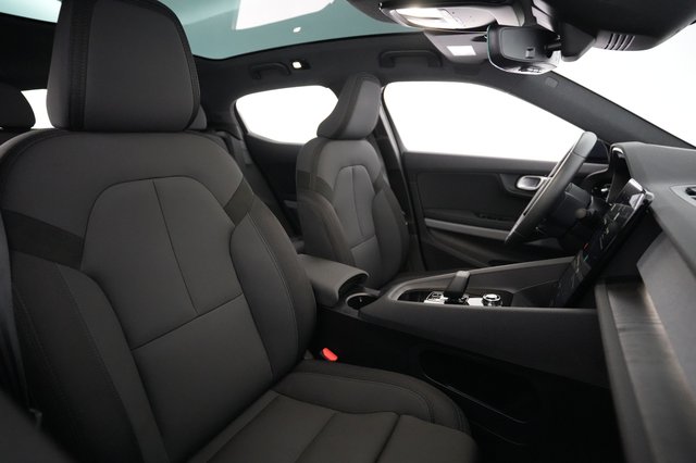 2024 Polestar 2 — photo 18 of 24