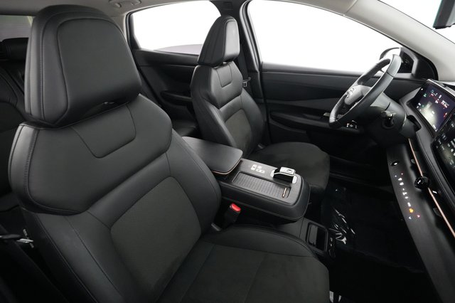 2024 Nissan Ariya — photo 19 of 21