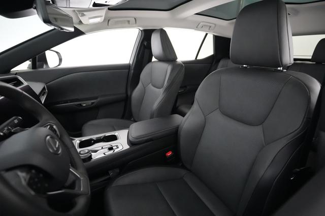 2024 Lexus RZ — photo 3 of 22
